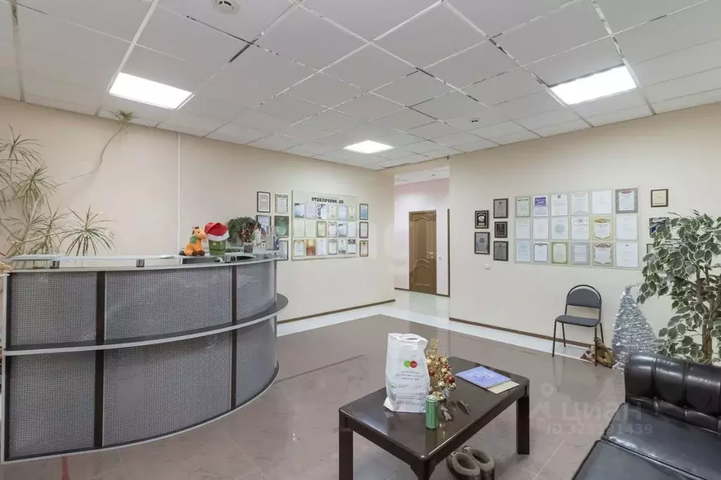 Офис в Тюменская область, Тюмень ул. Орджоникидзе, 11 (154 м) - Фото 1