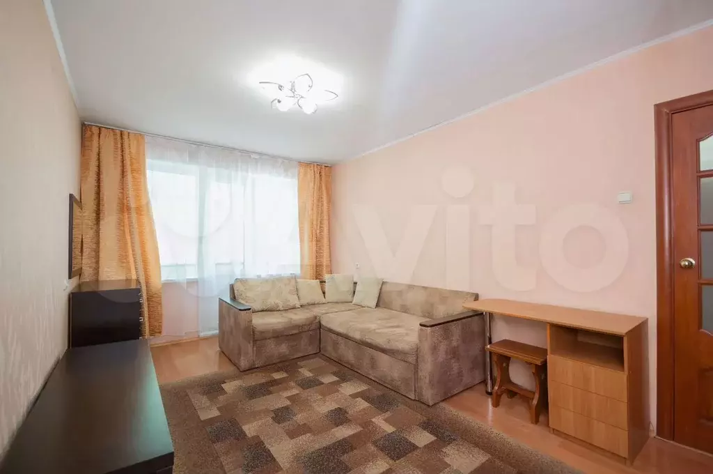 1-к. квартира, 33 м, 1/10 эт. - Фото 1