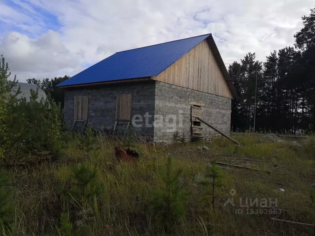 Дом в Ханты-Мансийский АО, Сургутский район, д. Лямина  (90 м) - Фото 0