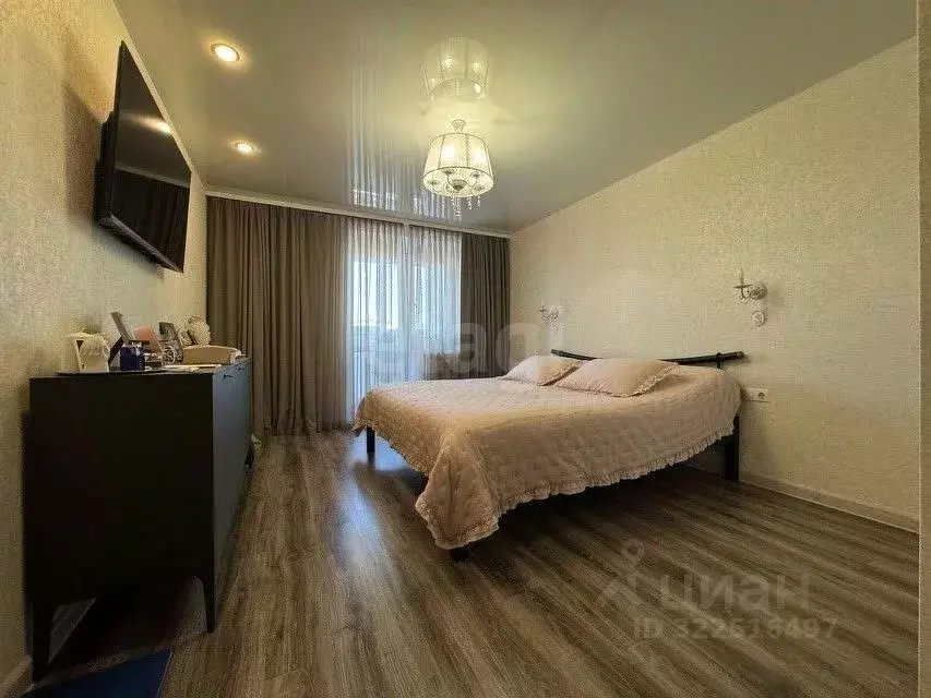 3-к кв. Вологодская область, Вологда ул. Гагарина, 25 (90.7 м) - Фото 1