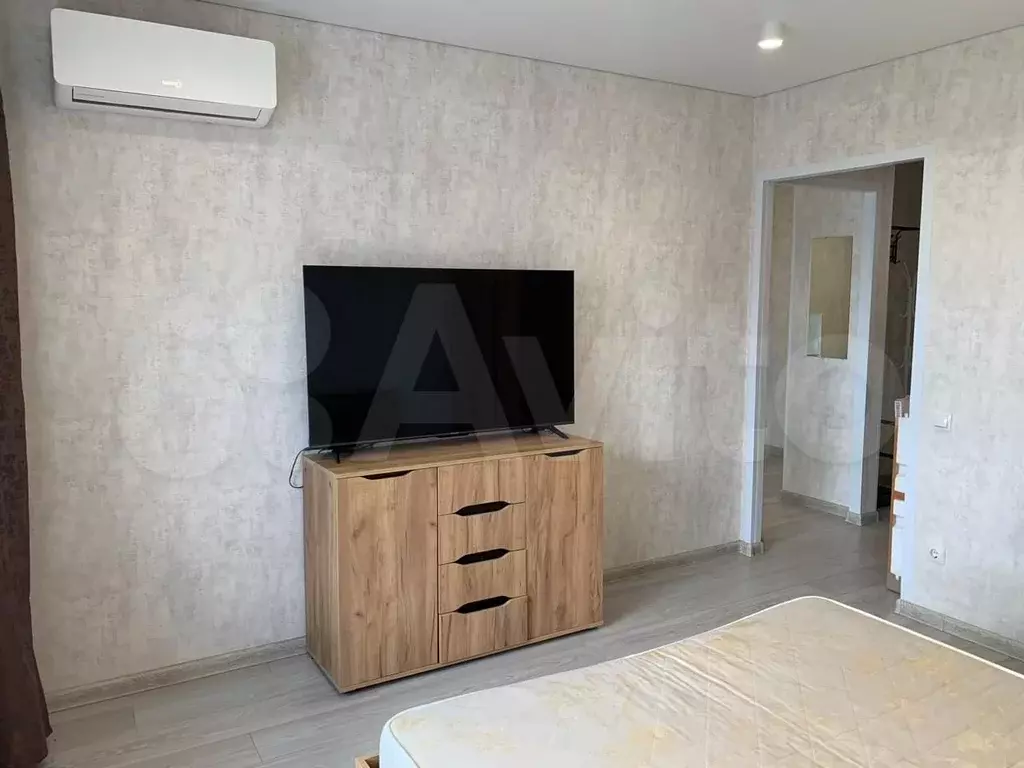 1-к. квартира, 35 м, 7/8 эт. - Фото 0