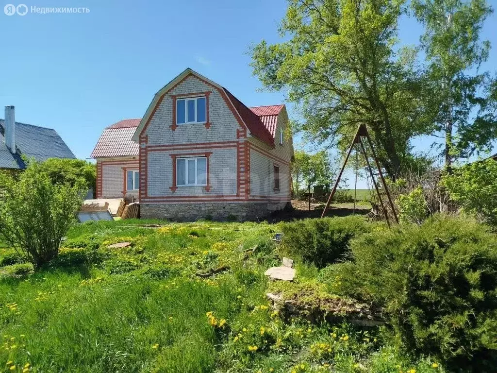 Дом в Вешаловка, улица Кирова (202.6 м) - Фото 1
