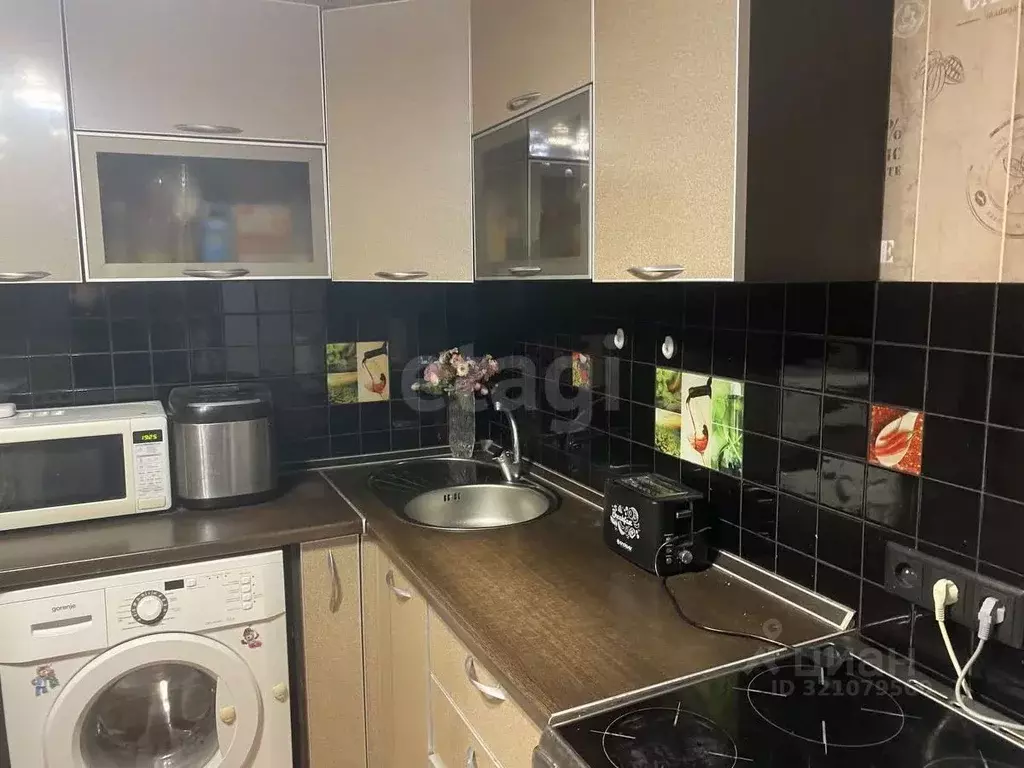 1-к кв. Омская область, Омск бул. Архитекторов, 4/1 (39.0 м) - Фото 2