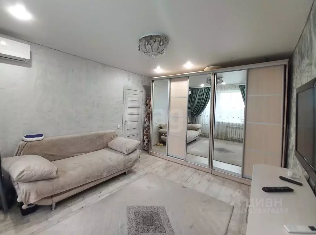 1-к кв. Саратовская область, Саратов ул. Романтиков, 46А (30.6 м) - Фото 0