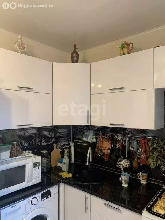3-комнатная квартира: Стерлитамак, улица Сагитова, 2Д (60.4 м) - Фото 0