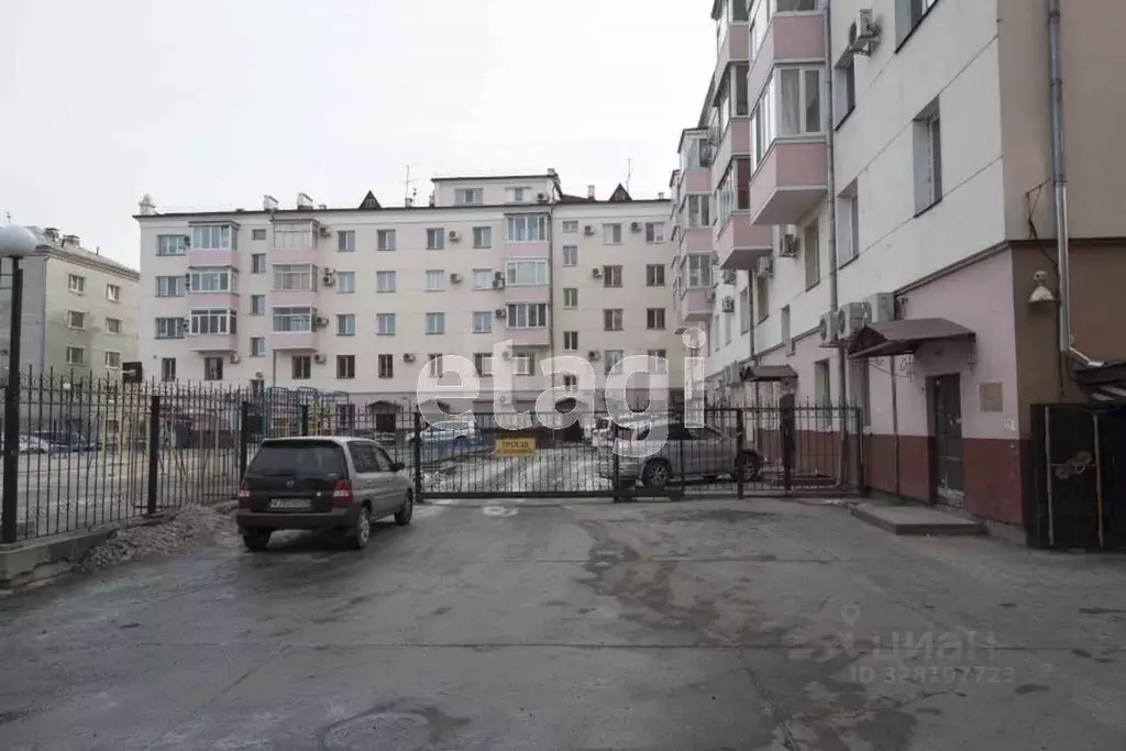 2-к кв. Амурская область, Благовещенск ул. Ленина, 115 (73.5 м) - Фото 1