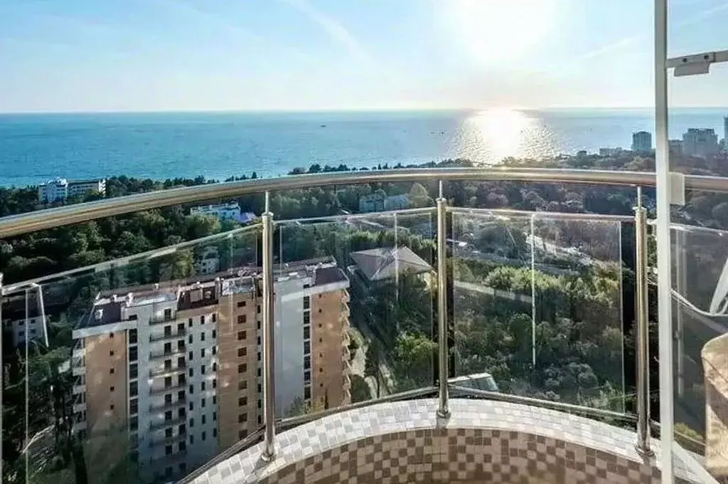 3-к кв. Краснодарский край, Сочи ул. Яна Фабрициуса, 2/4б (127.0 м) - Фото 0