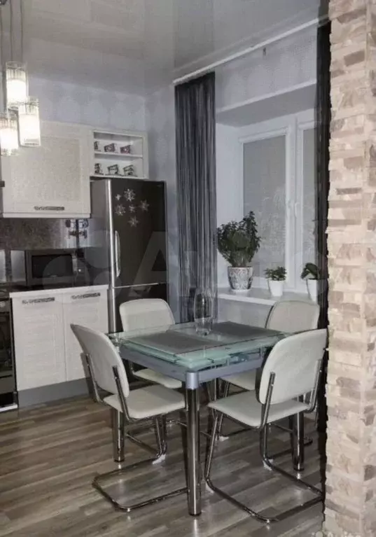 1-к. квартира, 41 м, 8/10 эт. - Фото 1