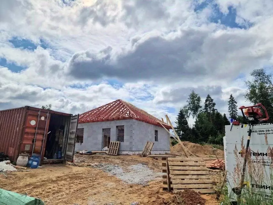 Дом в Пермский край, Березники ул. Павла Петухова, 10 (71 м) - Фото 0