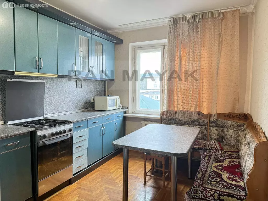 3-комнатная квартира: Майкоп, улица Жуковского, 47 (64.4 м) - Фото 1