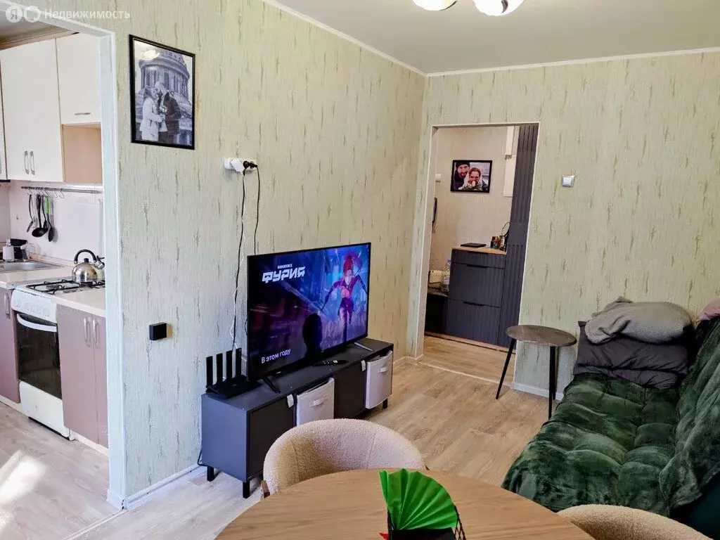 3-комнатная квартира: Нижний Новгород, Берёзовская улица, 3 (53.3 м) - Фото 1