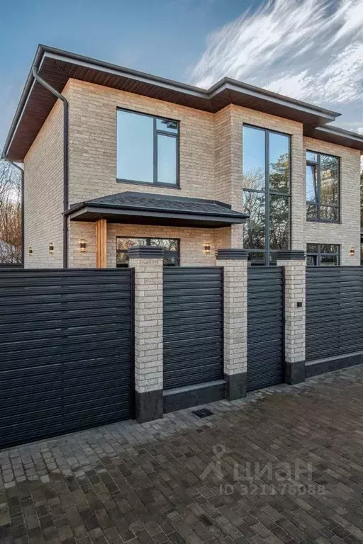 Дом в Ставропольский край, Ставрополь Сухумский проезд (195 м) - Фото 1