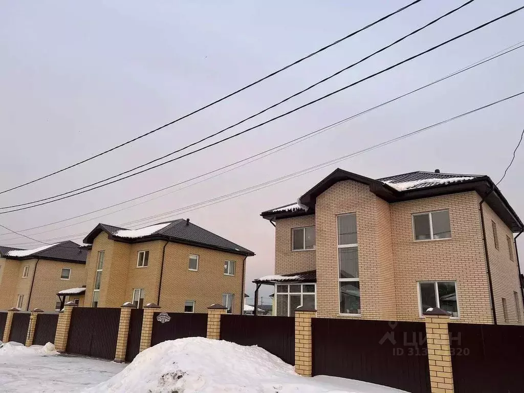 Коттедж в Свердловская область, Полевской муниципальный округ, с. ... - Фото 0