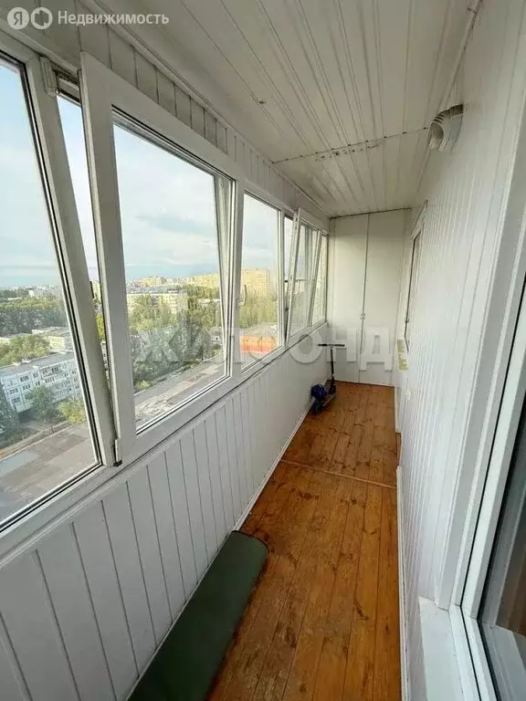 4-комнатная квартира: Тольятти, проспект Степана Разина, 19 (74.5 м) - Фото 1