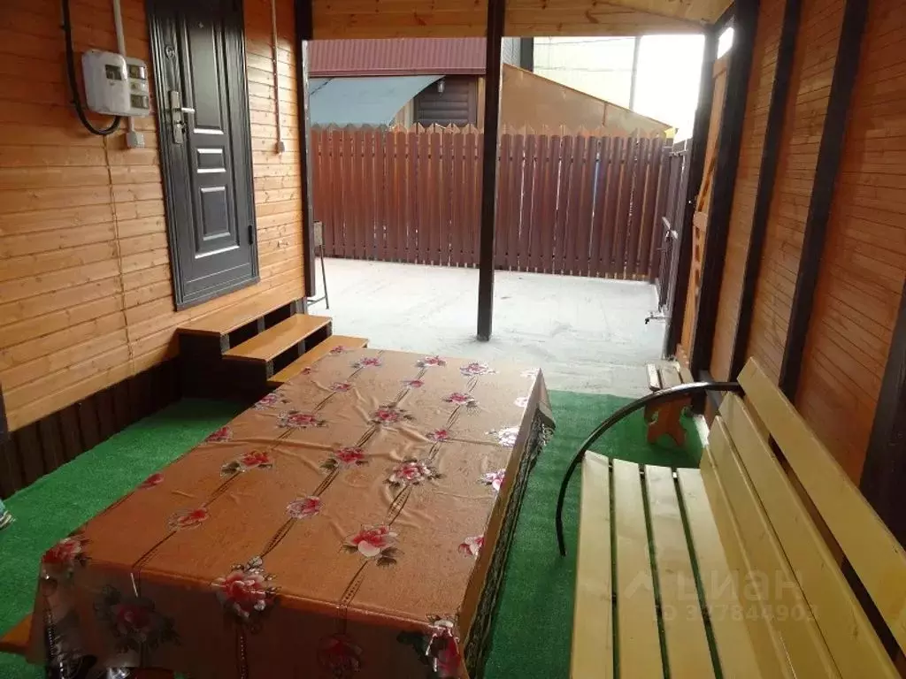 Дом в Краснодарский край, Темрюкский район, Голубицкое с/пос, ... - Фото 2