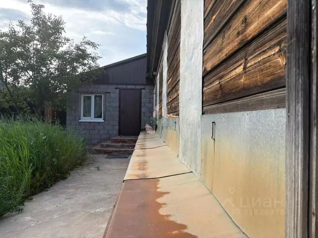 Дом в Саратовская область, с. Пристанное ул. Советская, 10 (80 м) - Фото 1