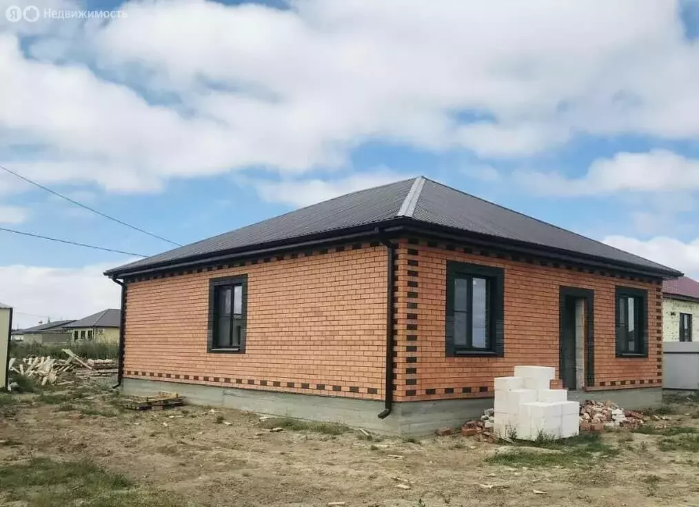 Дом в село Началово, Лунная улица, 1 (100 м) - Фото 1