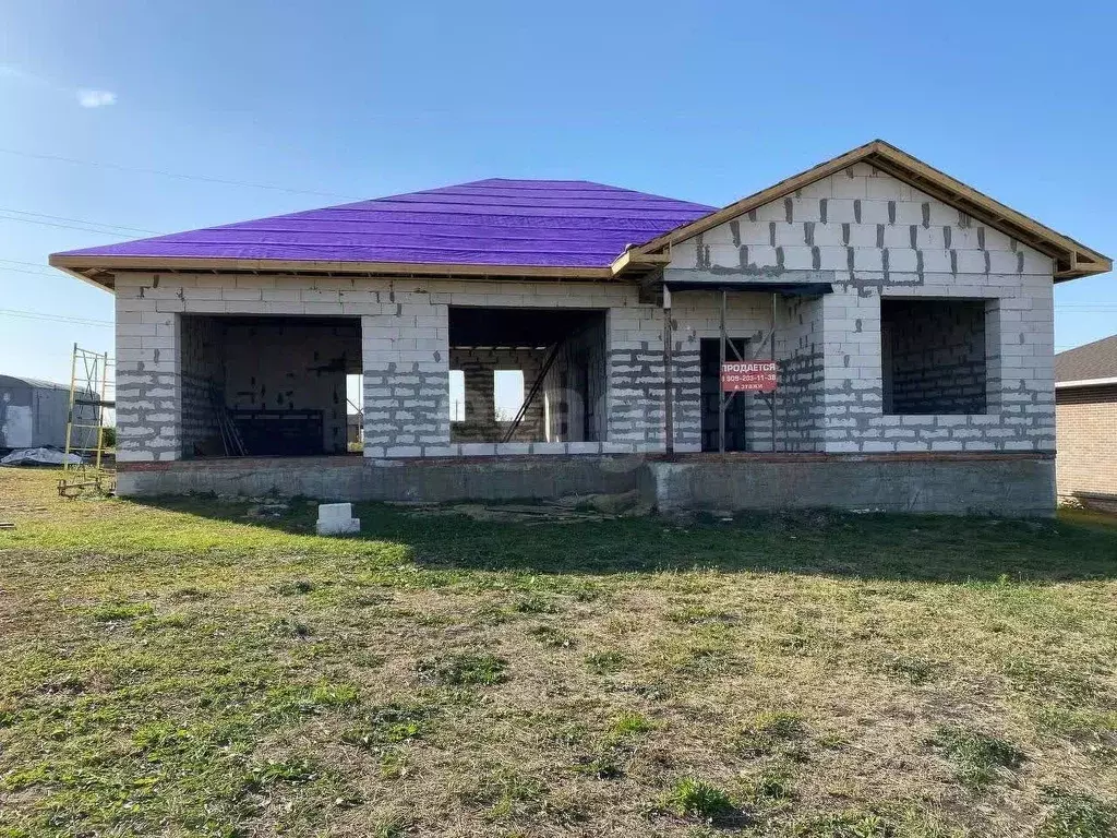 Дом в Белгородская область, Губкинский городской округ, с. Теплый ... - Фото 1