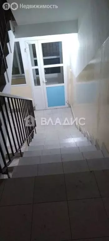 2-комнатная квартира: Улан-Удэ, улица Смолина, 54Б (51 м) - Фото 1