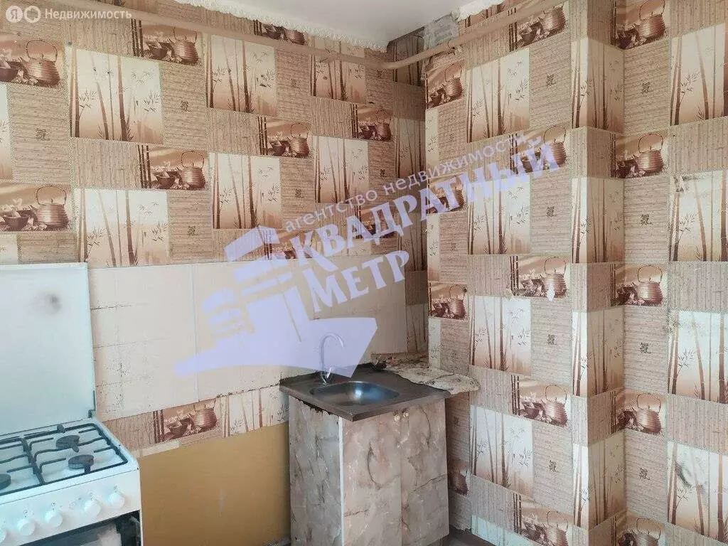 1-комнатная квартира: Балаково, Трнавская улица, 36/6 (28 м) - Фото 0
