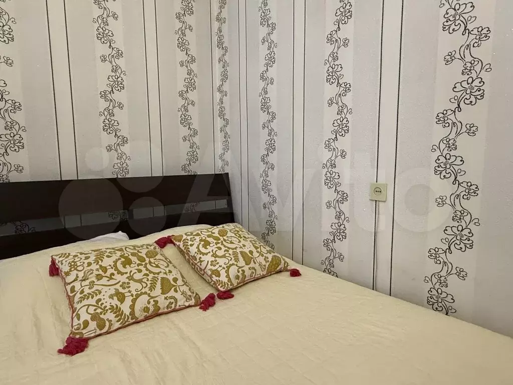 1-к. квартира, 45 м, 3/3 эт. - Фото 1
