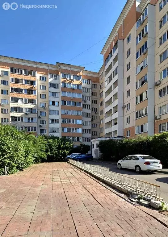 3-комнатная квартира: посёлок городского типа ВНИИССОК, Берёзовая ... - Фото 1