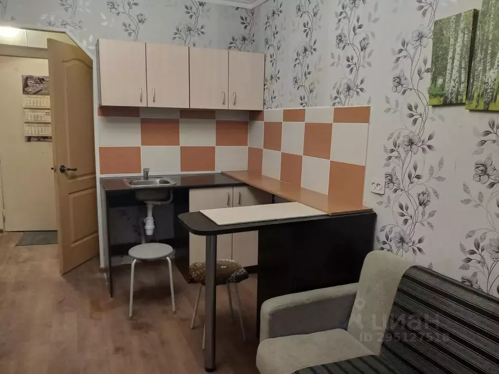 Студия Красноярский край, Красноярск ул. 60 лет Октября, 112 (18.0 м) - Фото 0