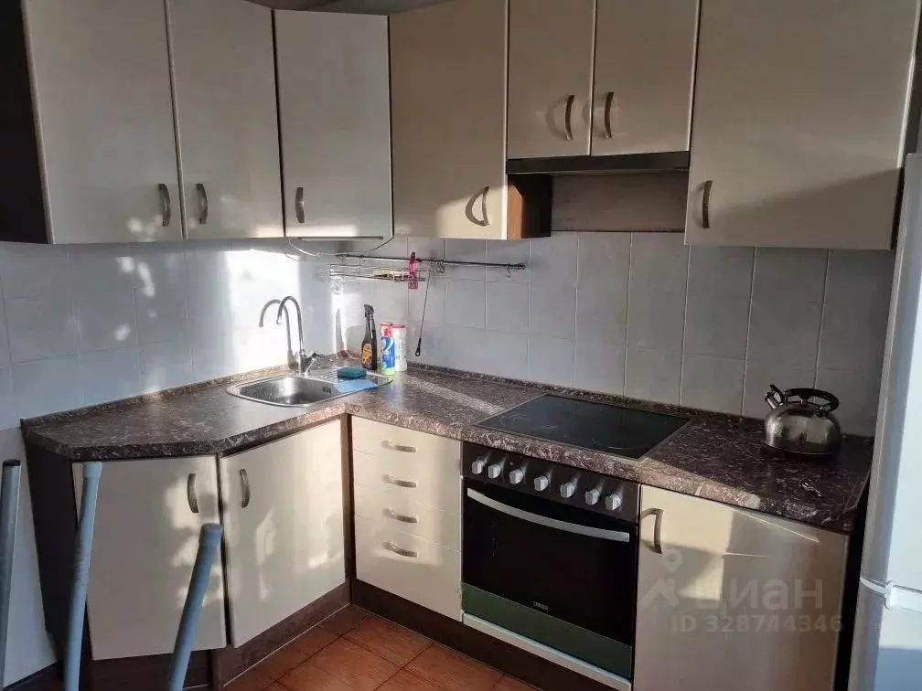 2-к кв. Москва Нарвская ул., 1Ак1 (53.0 м) - Фото 1