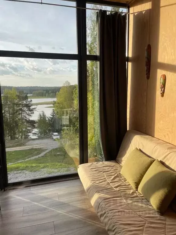 Дом в Свердловская область, Нижнесергинский район, Михайловское ... - Фото 0