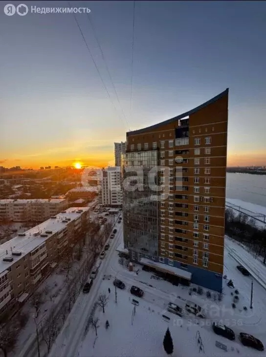 3-комнатная квартира: Пермь, Красновишерская улица, 37 (84 м) - Фото 1