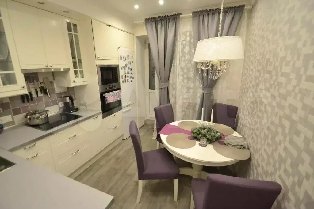 1-к. квартира, 40 м, 7/8 эт. - Фото 1