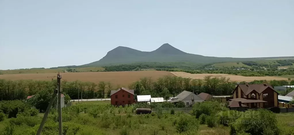 Дом в Ставропольский край, Минераловодский муниципальный округ, с. ... - Фото 0