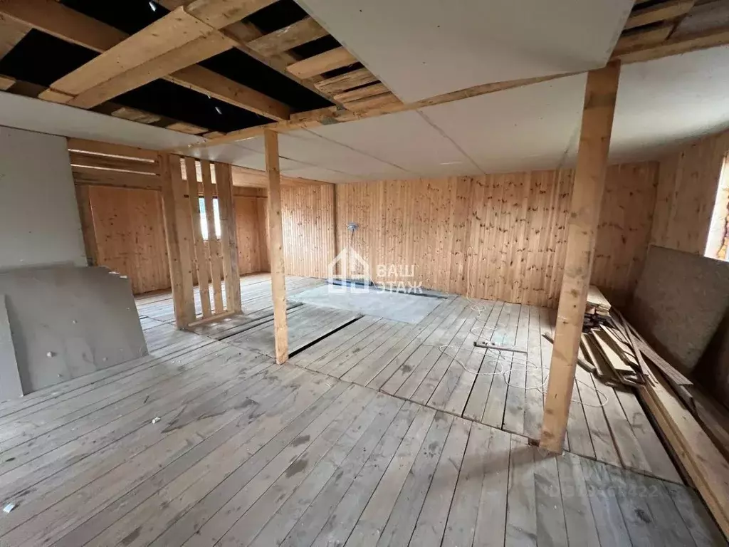 Дом в Калужская область, Юхнов пос. Корь, ул. Юбилейная, 7 (130 м) - Фото 1