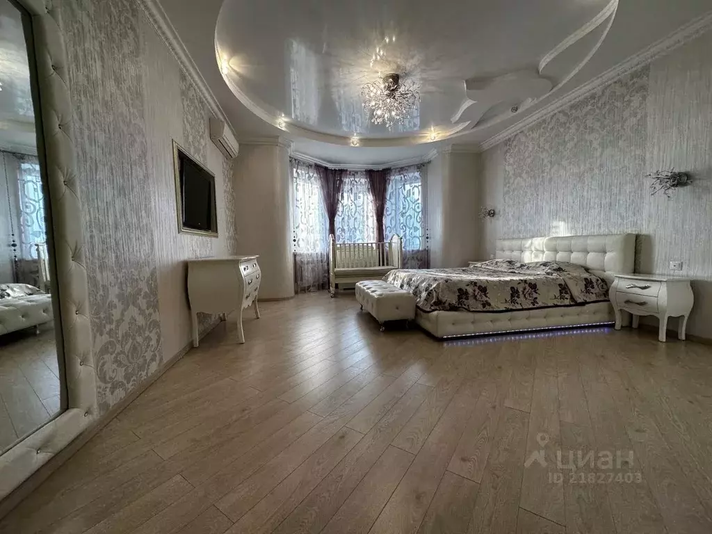 3-к кв. Хабаровский край, Хабаровск ул. Дзержинского, 52 (130.0 м) - Фото 1