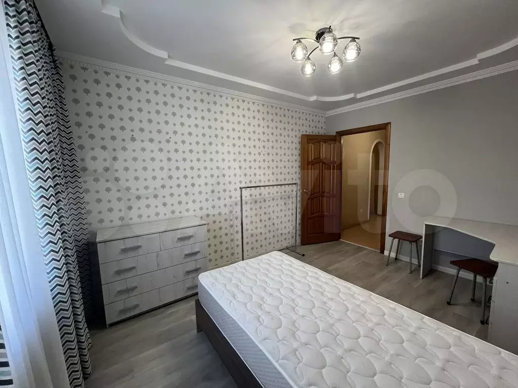 3-к. квартира, 65 м, 4/9 эт. - Фото 1
