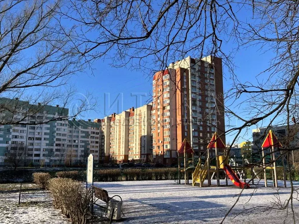 3-к кв. Санкт-Петербург просп. Ветеранов, 108к1 (70.8 м) - Фото 1