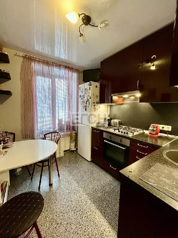 Продается 3-комнатная квартира - Фото 2