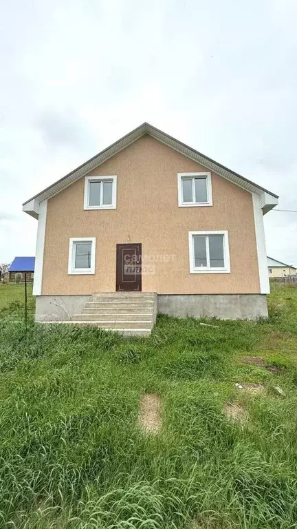 Дом в Башкортостан, Иглинский район, Акбердинский сельсовет, с. ... - Фото 0