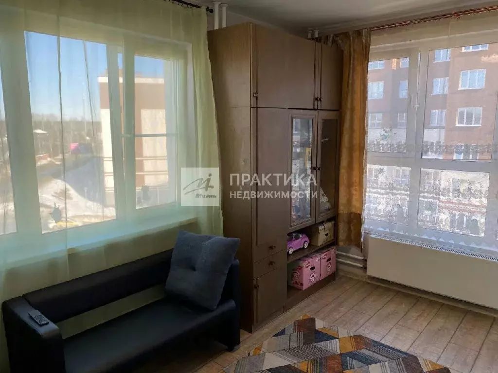 Продается 2-комнатная квартира - Фото 1