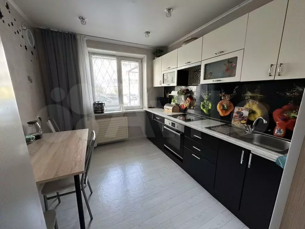 2-к. квартира, 50 м, 1/12 эт. - Фото 0