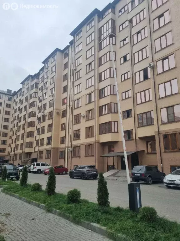 2-комнатная квартира: Нальчик, улица Шарданова, 50к1 (68 м) - Фото 1