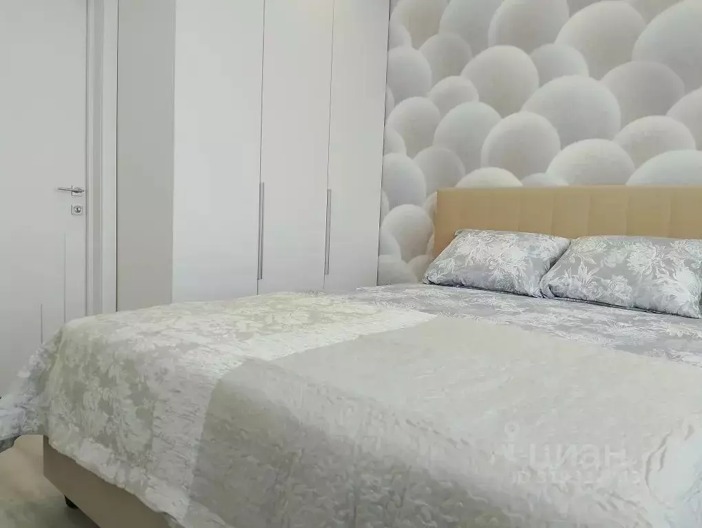 2-к кв. Татарстан, Казань ул. Александра Курынова, 4 (48.0 м) - Фото 0