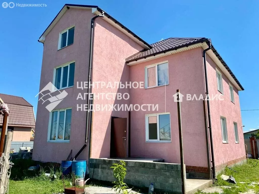 Дом в село Ходынино, Центральная улица, 45 (228.4 м) - Фото 1