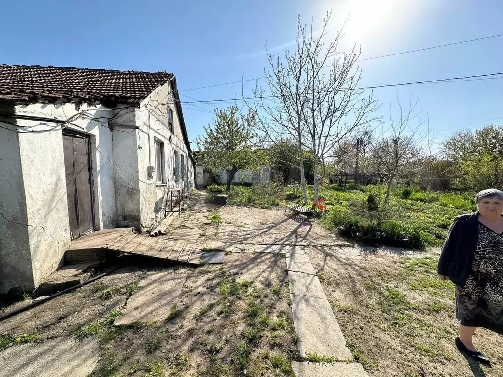 2-к. квартира, 50 м, 1/1 эт. - Фото 1