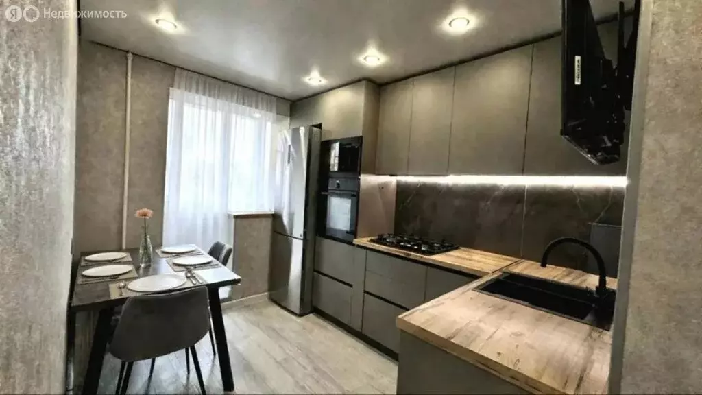 3-комнатная квартира: Новокуйбышевск, улица Островского, 36 (65.3 м) - Фото 1