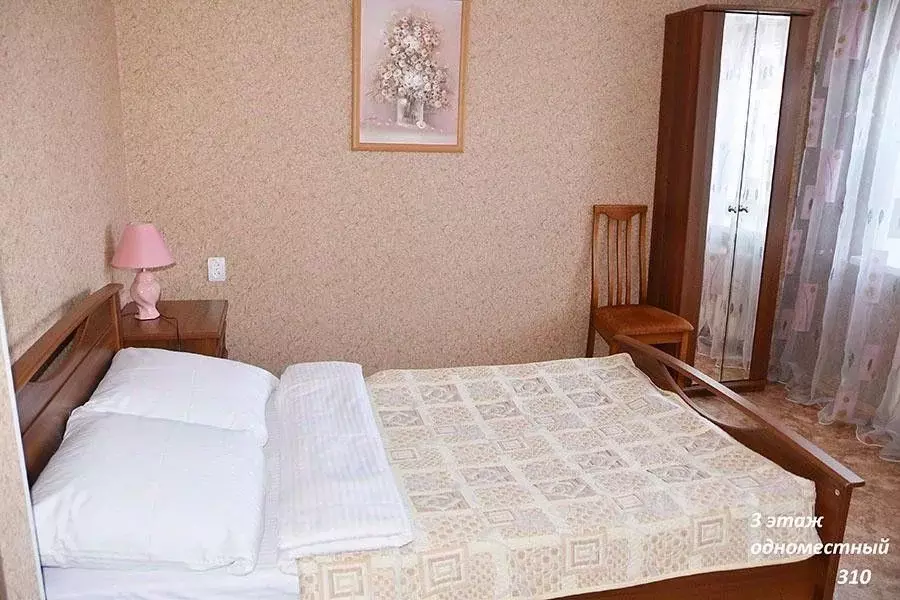 Комната Волгоградская область, Михайловка ул. Серафимовича, 7 (18.0 м) - Фото 1