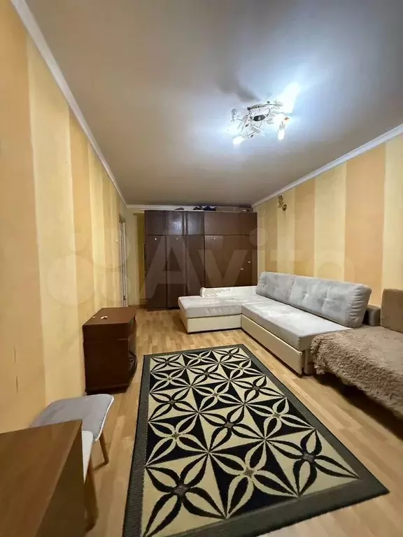 1-к. квартира, 37 м, 1/12 эт. - Фото 1