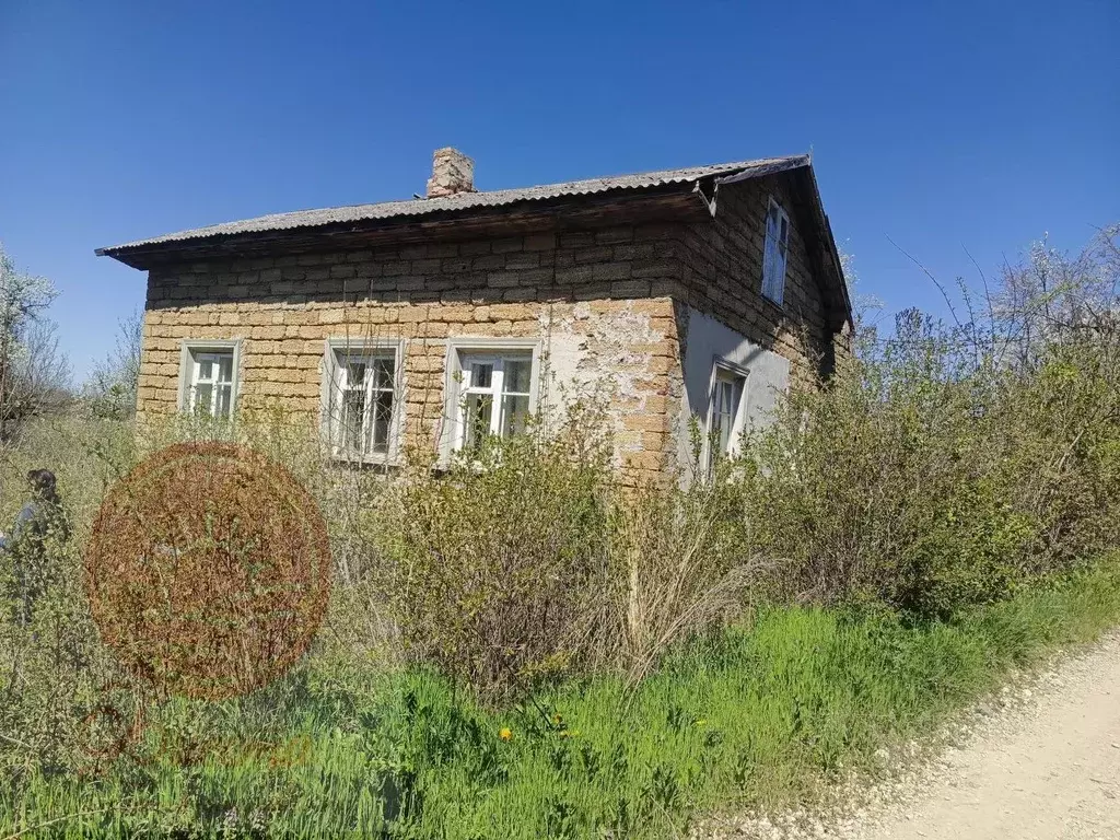 Дом в Крым, Симферопольский район, Добровское с/пос, с. Краснолесье ... - Фото 1