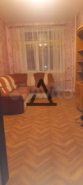 3-к. квартира, 56 м, 3/3 эт. - Фото 1