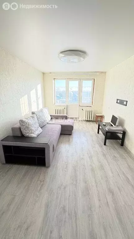 2-комнатная квартира: посёлок городского типа Обухово, улица ... - Фото 1